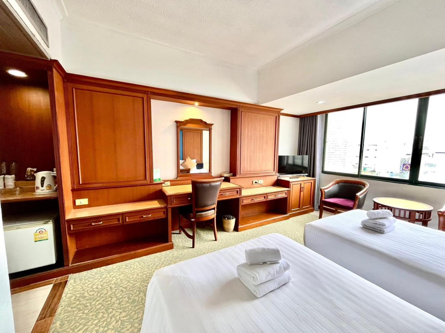 Asian Hotel Hat Yai Esterno foto